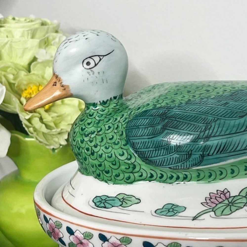 Vintage Duck Bird Oval Covered Casserole Dish Tureen Chinese Export Asian Lotus - Picture 5 of 11